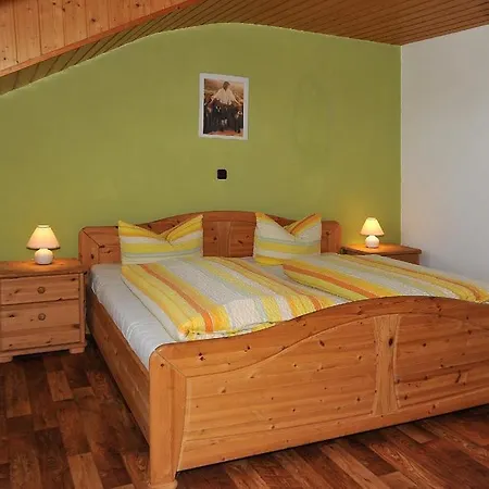 Ferienhof-fink-ferienwohnung-kleeblatt Lejlighed