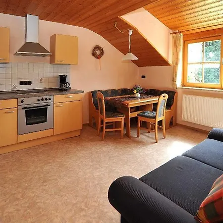 Ferienhof-fink-ferienwohnung-kleeblatt Opfenbach